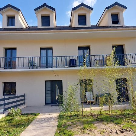 Residence De La Gare, Chambre Meublee Longjumeau Bagian luar foto
