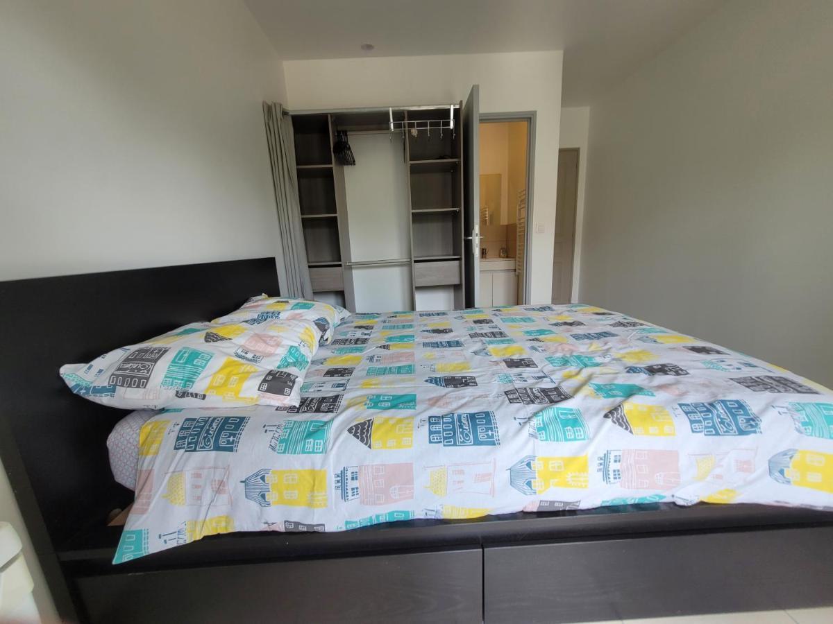 Residence De La Gare, Chambre Meublee Longjumeau Bagian luar foto