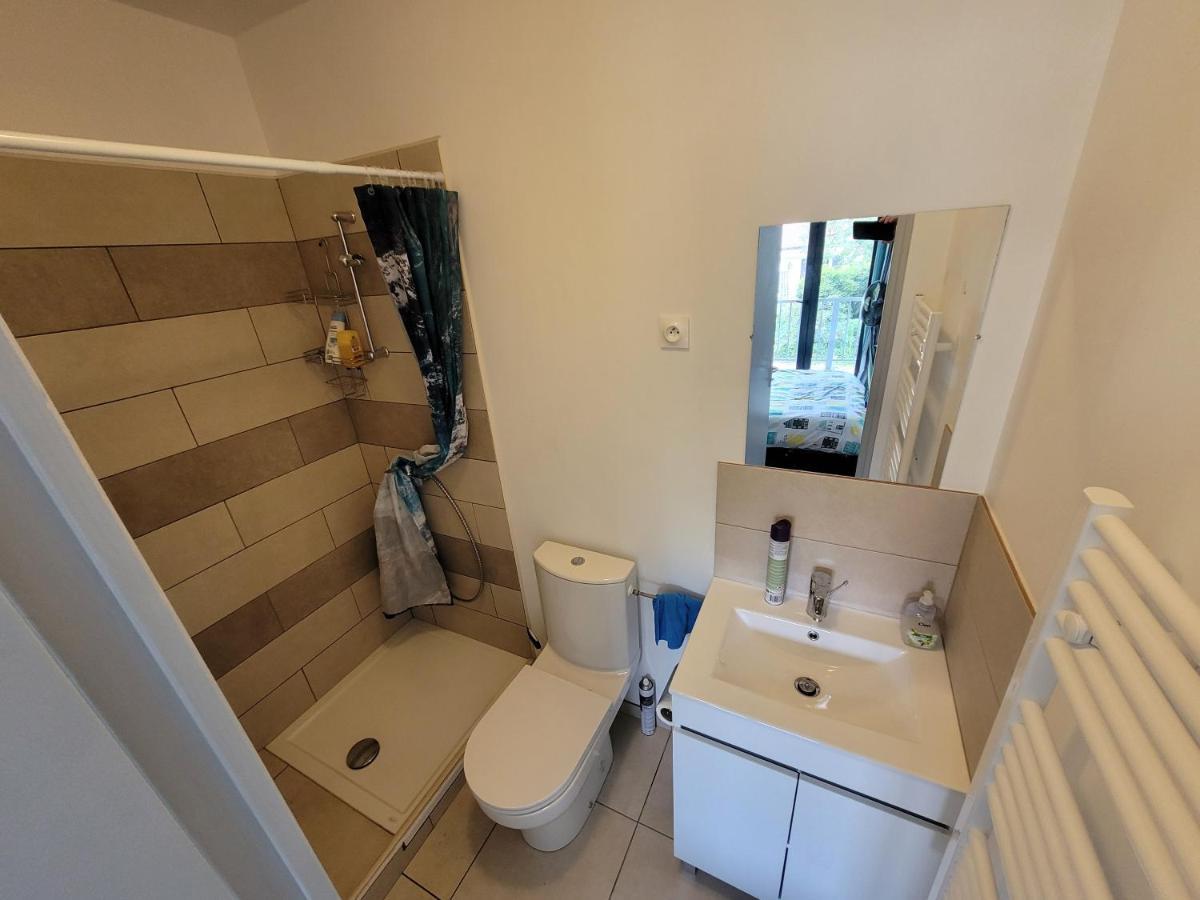 Residence De La Gare, Chambre Meublee Longjumeau Bagian luar foto